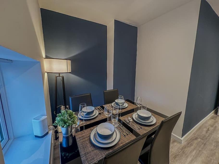 Orange Rentals-High Spec, Midnight Suite, Sleeps 4-Pets Welcome! Liverpool Extérieur photo