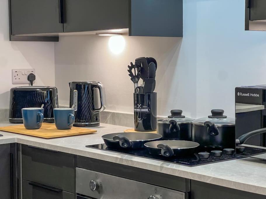 Orange Rentals-High Spec, Midnight Suite, Sleeps 4-Pets Welcome! Liverpool Extérieur photo