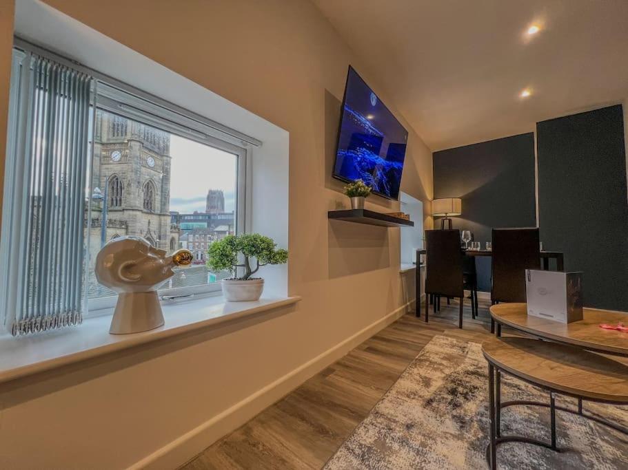 Orange Rentals-High Spec, Midnight Suite, Sleeps 4-Pets Welcome! Liverpool Extérieur photo